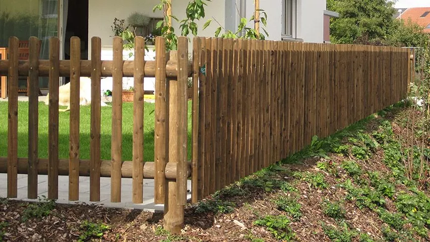 Haus-und-Garten-Palisaden-Zaun.jpg